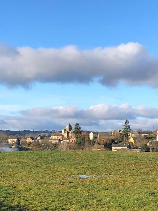 Maisonnette De Charme Les Jardins De Lou Boussac  Buitenkant foto